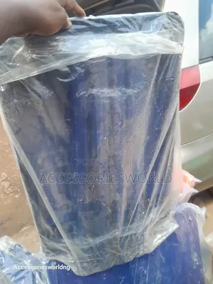 KGM Splendor Plastic Table
