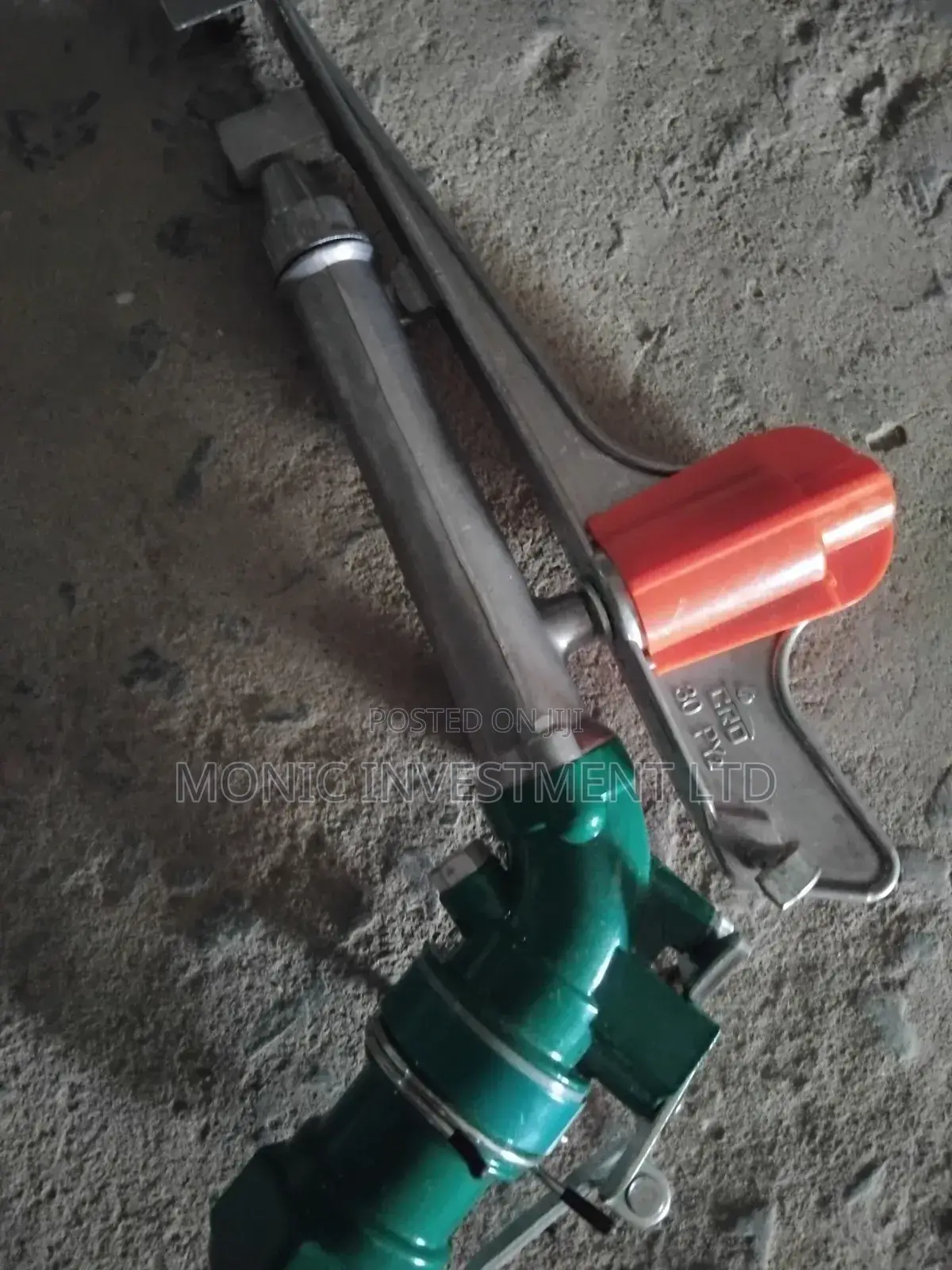 Irritating Sprayer 30