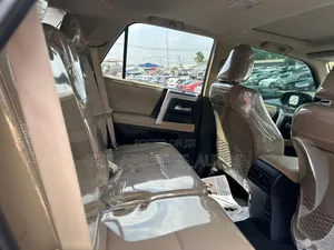 Toyota 4-Runner 2017 Black