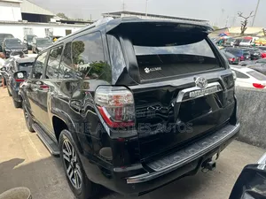 Toyota 4-Runner 2017 Black