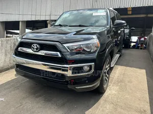 Toyota 4-Runner Limited 4x4 2018 Black