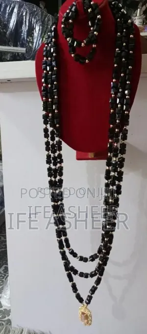 Men 3 Steps Ceremonial Navel Length Black Beads With Pendant