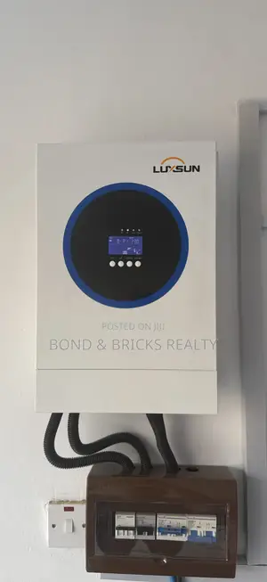Solar Inverter Hybrid