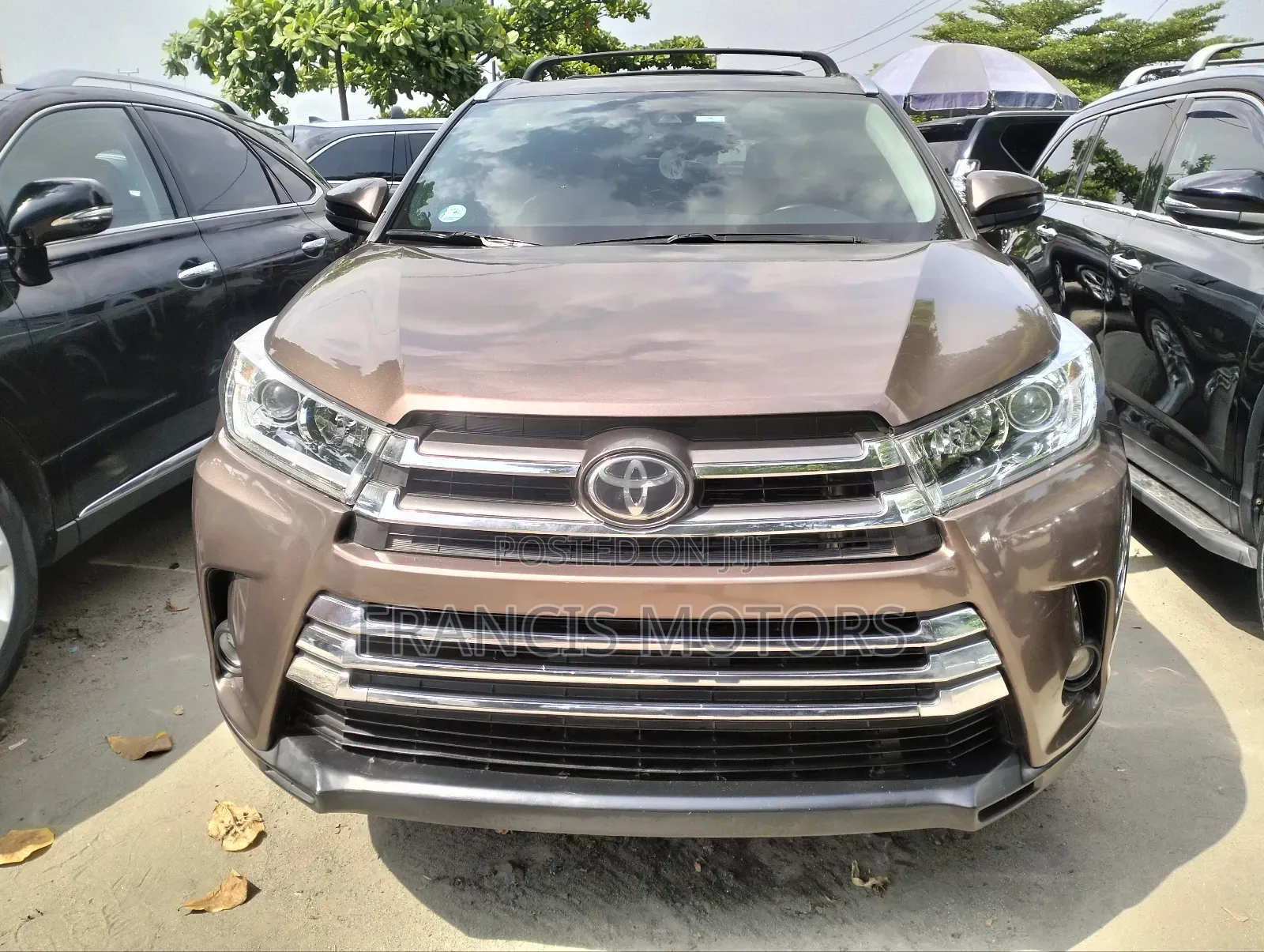 Toyota Highlander 2018 Brown