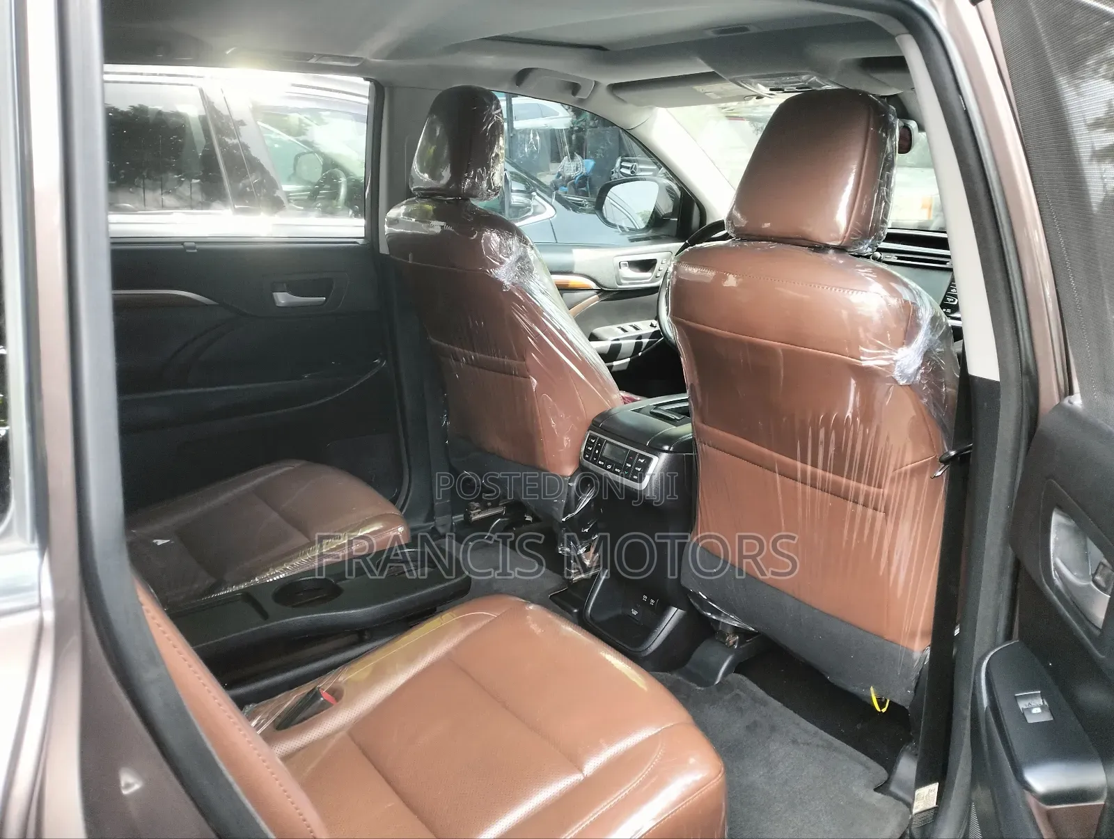 Toyota Highlander 2018 Brown