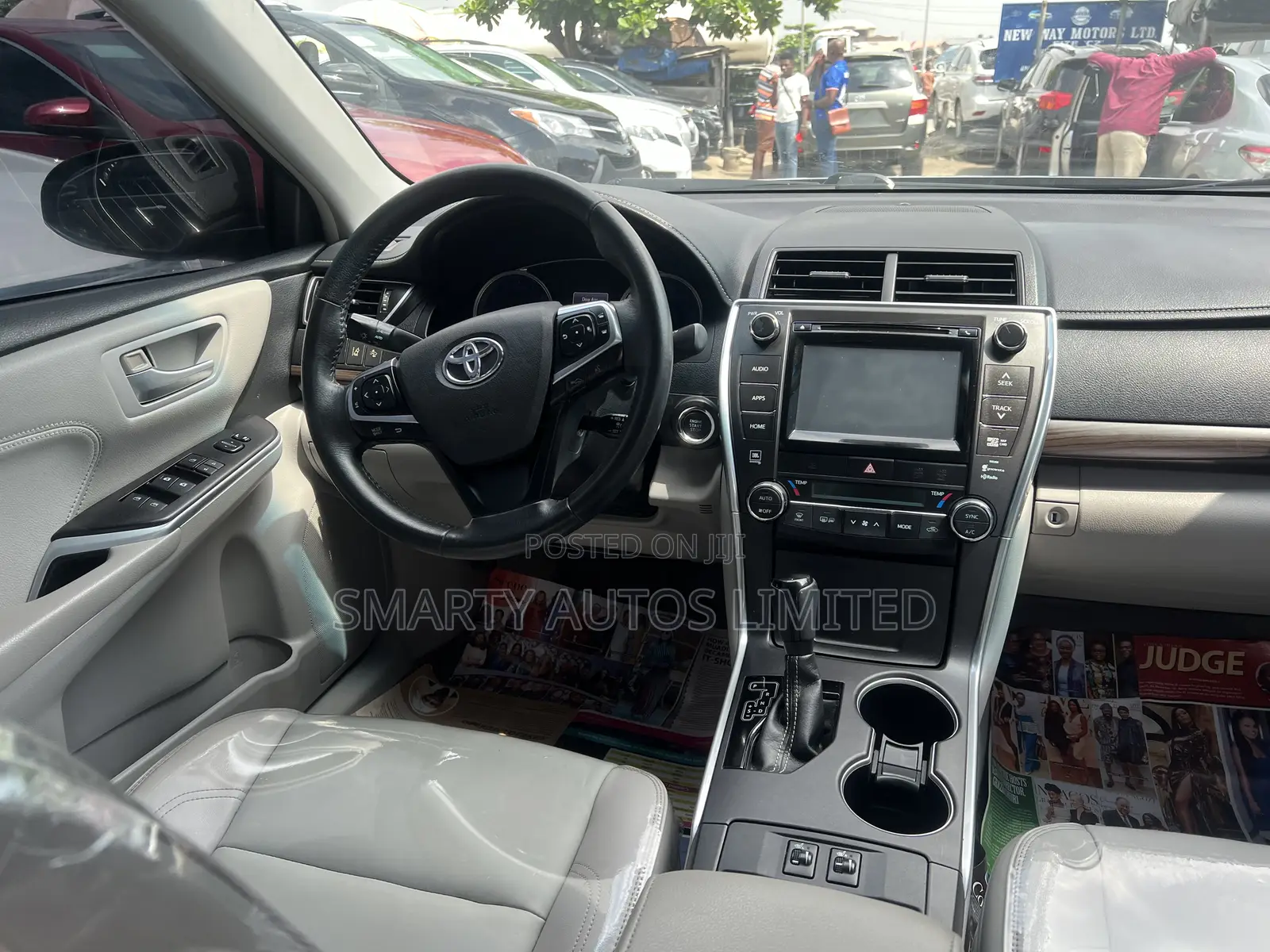 Toyota Camry 2016 Silver