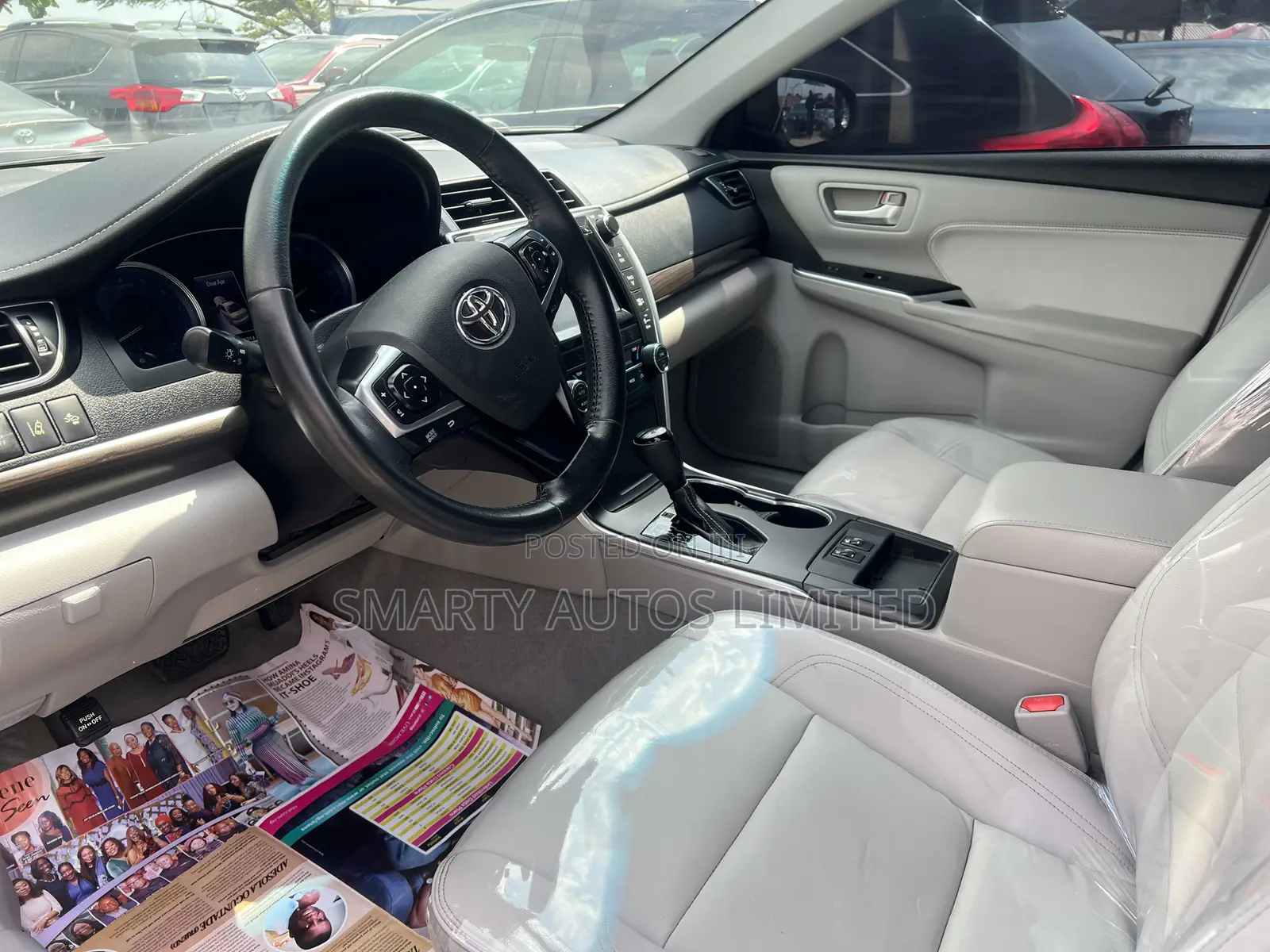 Toyota Camry 2016 Silver