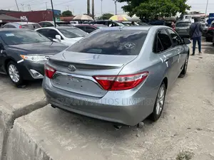 Toyota Camry 2016 Silver