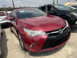 Toyota Camry 2016 Red