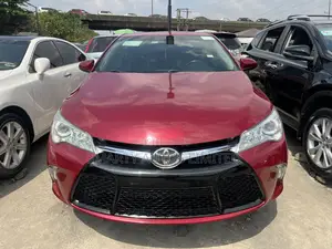 Toyota Camry 2016 Red