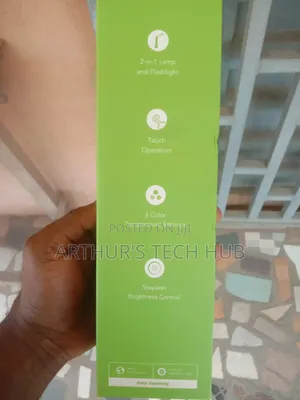 Oraimo 2-in-1 Smart Lamp and Flashlight