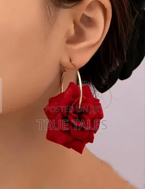 Elegant Red Colour Flower Design Earrings