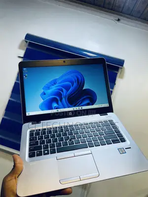 Laptop HP EliteBook 840 G3 8GB Intel Core I5 SSD 256GB