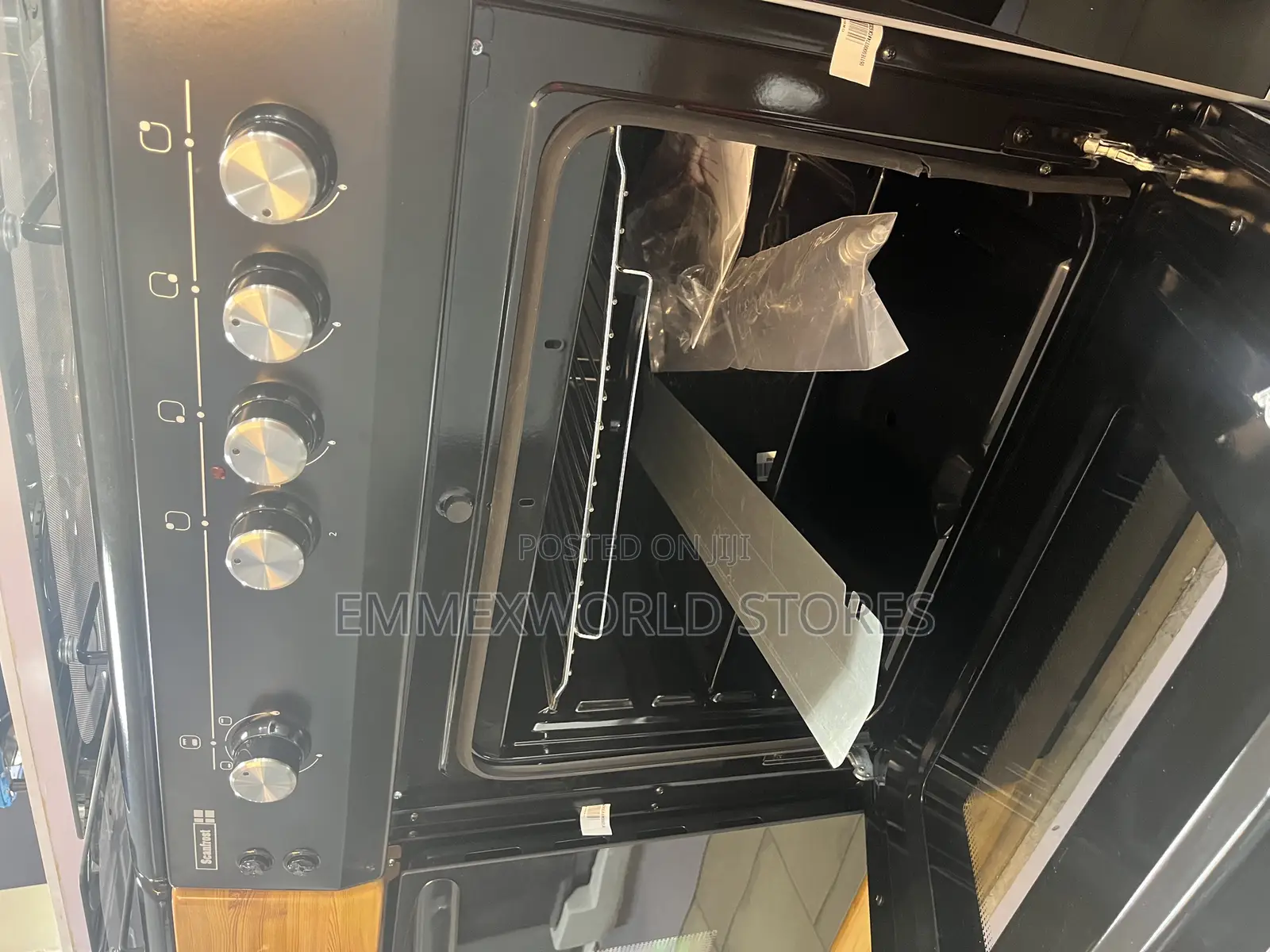 SCANFROST Cooker 60cm 4gas
