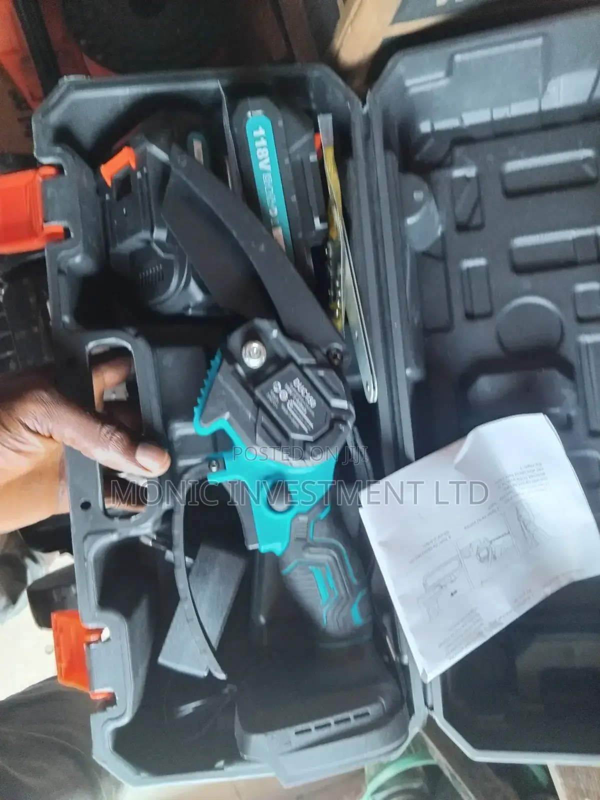 Cordless Chainsaw