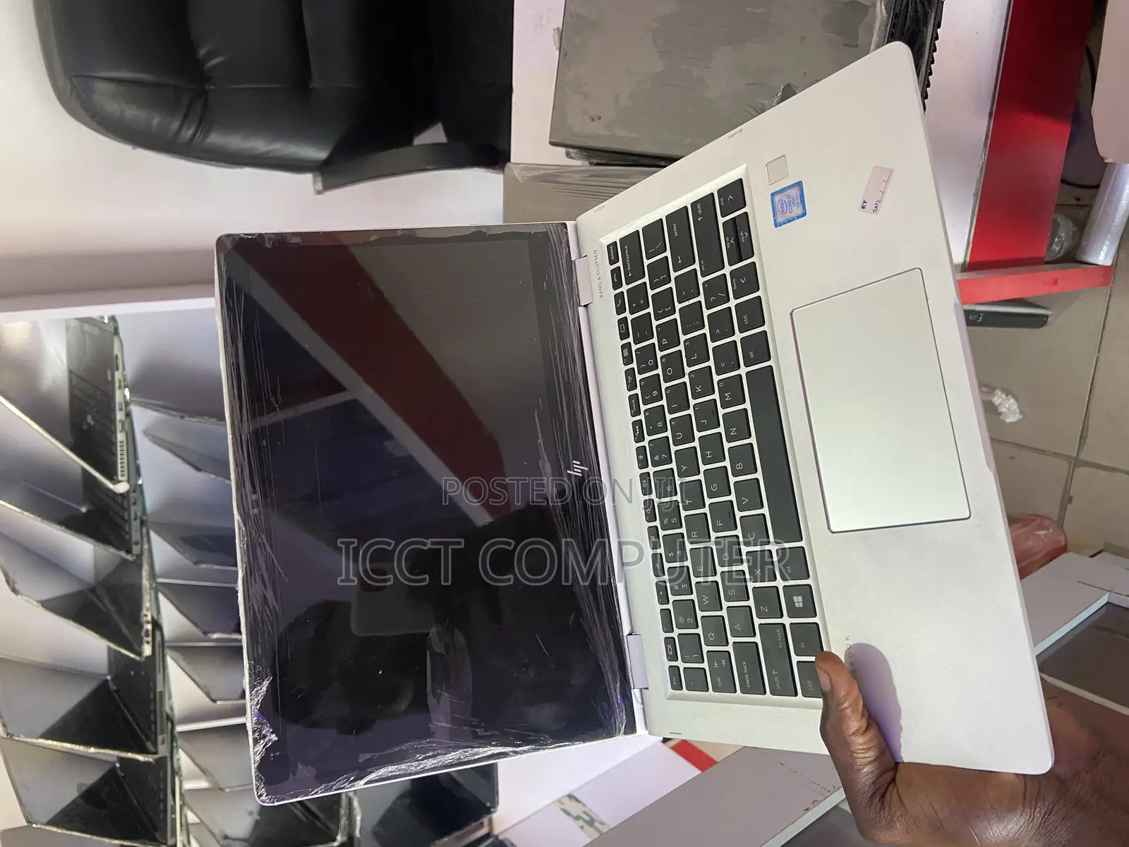 New Laptop HP 8GB Intel Core I5 SSD 256GB