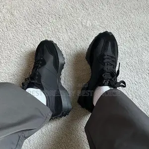 New Balance 327 Triple Black Sneakers*👟