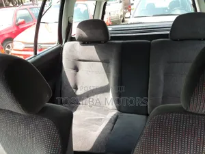 Volkswagen Golf 2003 Red