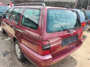 Volkswagen Golf 2003 Red