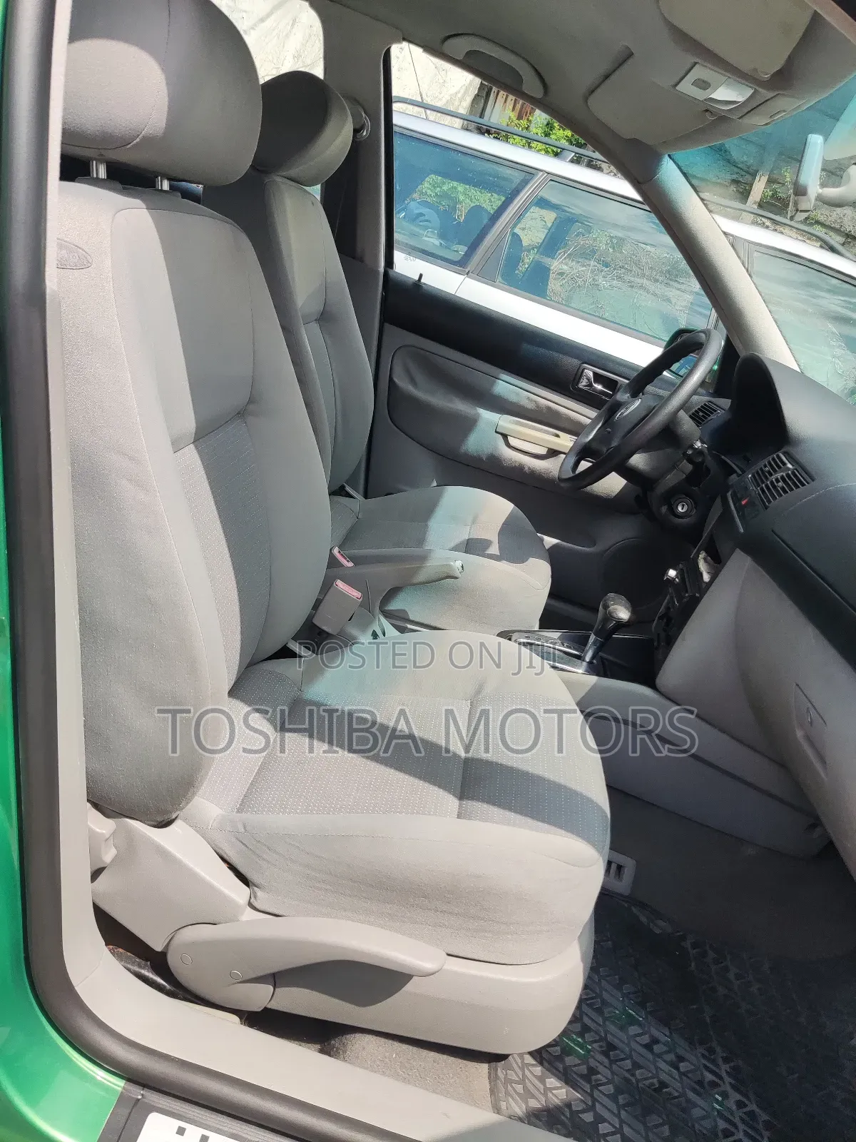 Volkswagen Golf 2006 Green