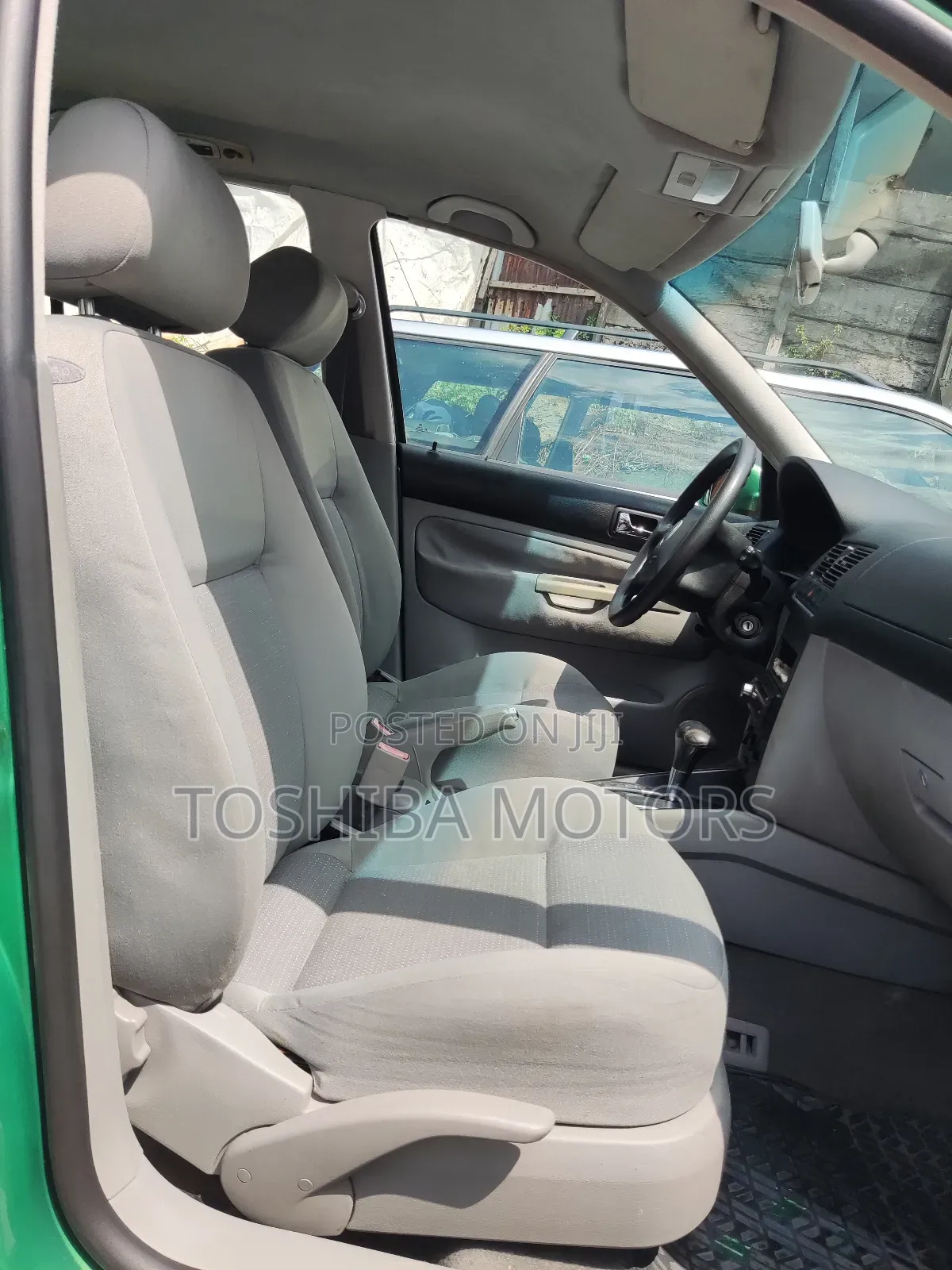 Volkswagen Golf 2006 Green
