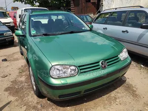Volkswagen Golf 2006 Green