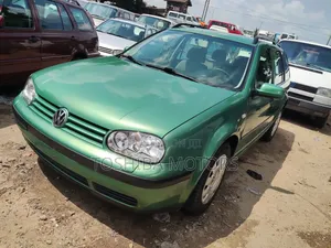 Volkswagen Golf 2006 Green