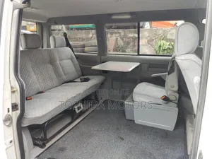 Volkswagen Transporter 2003 White
