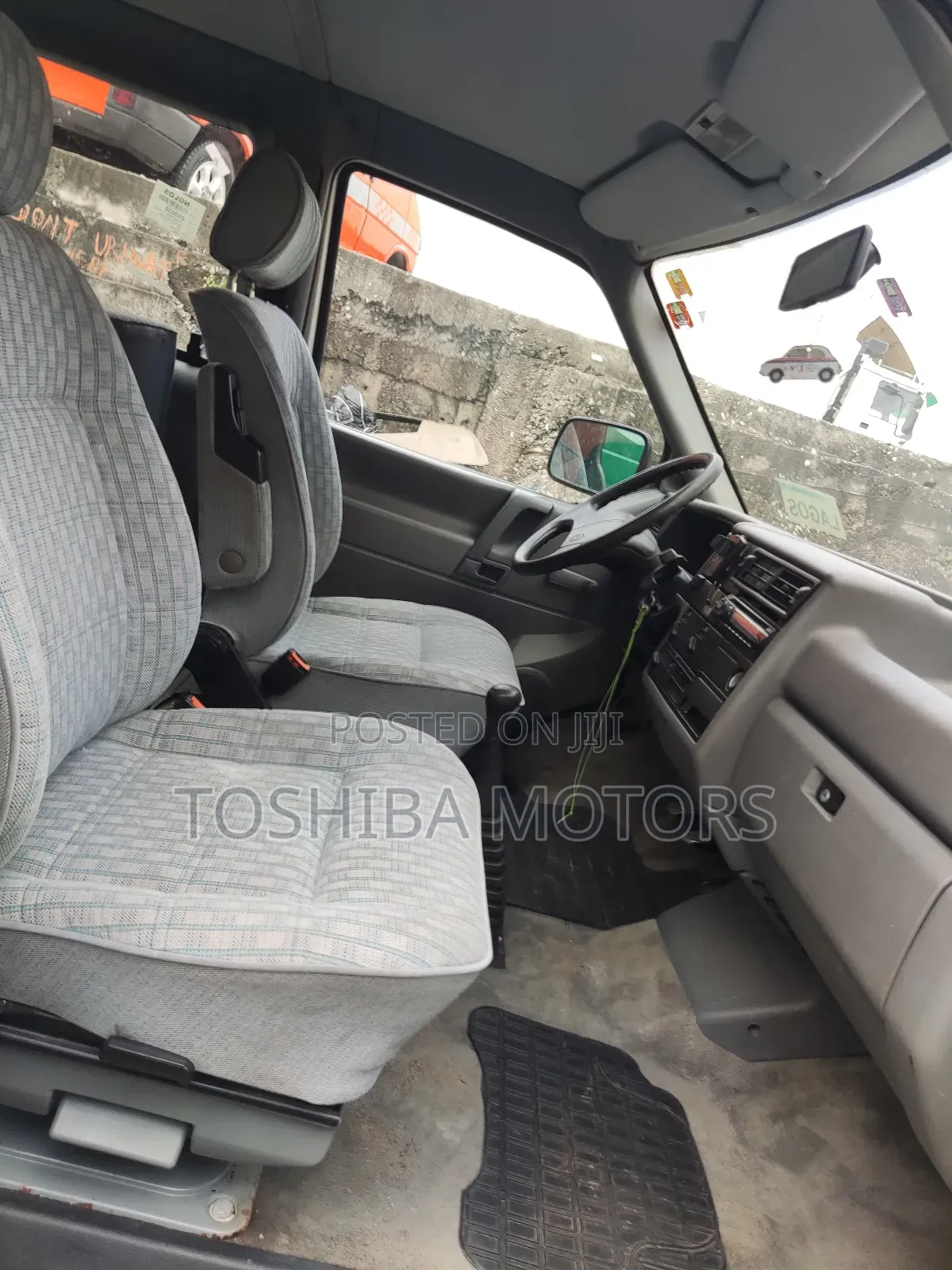 Volkswagen Transporter 2003 White