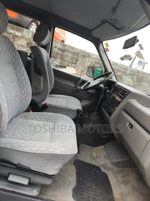 Volkswagen Transporter 2003 White
