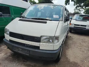 Volkswagen Transporter 2003 White