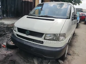 Volkswagen Transporter 2003 White