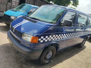 Volkswagen Transporter 2005 Blue