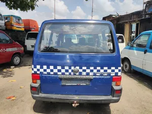 Volkswagen Transporter 2005 Blue