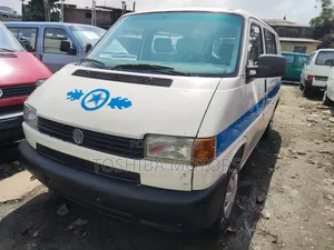 Volkswagen Transporter 2004 White
