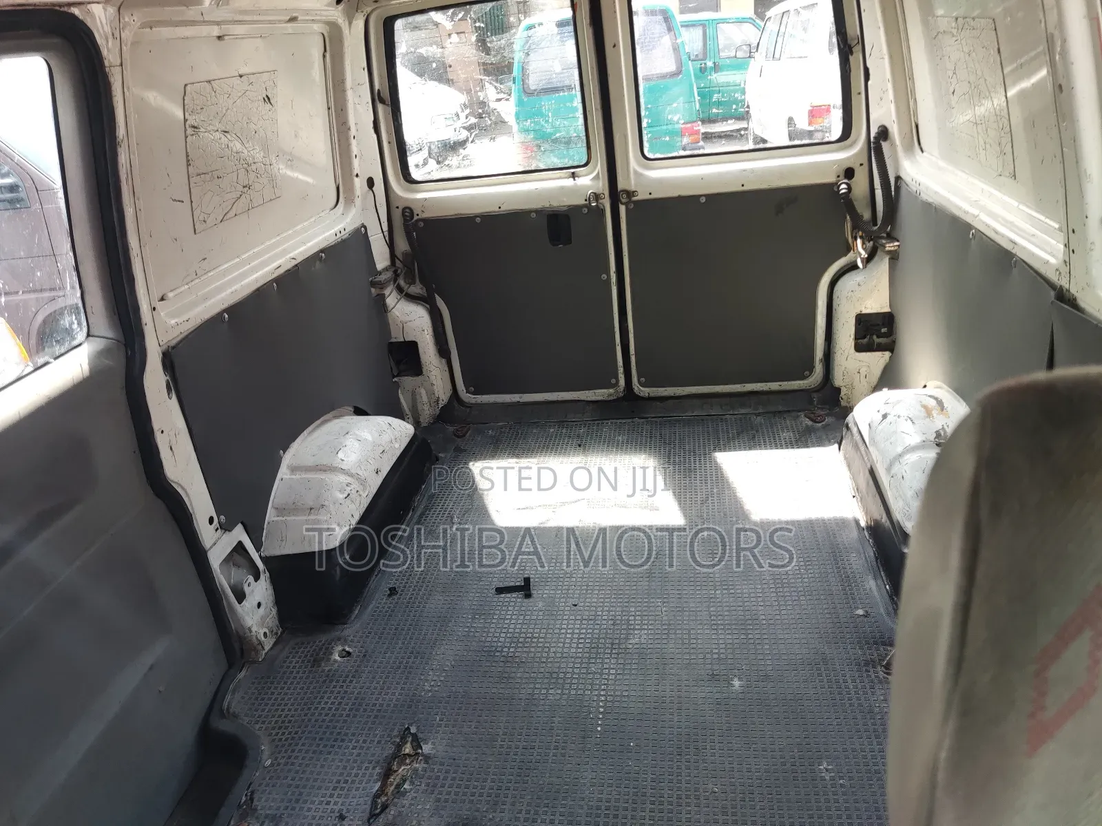Volkswagen Transporter 2004 White