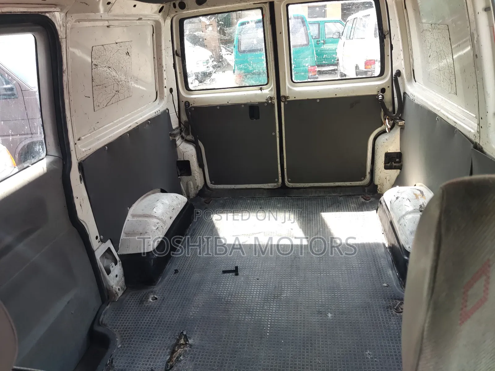Volkswagen Transporter 2004 White