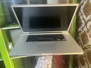 Laptop Apple MacBook Pro 2011 8GB Intel Core I7 HDD 320GB