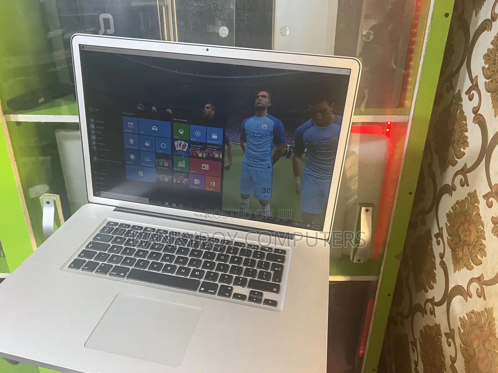 Laptop Apple MacBook Pro 2011 8GB Intel Core I7 HDD 320GB