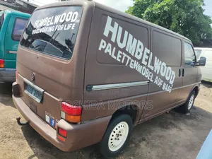 Volkswagen Transporter 2004 Grey