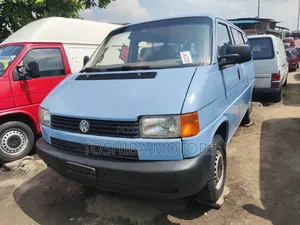 Volkswagen Transporter 2004 Blue