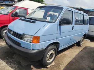 Volkswagen Transporter 2004 Blue