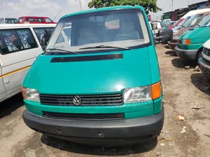 Volkswagen Transporter 2003 Green