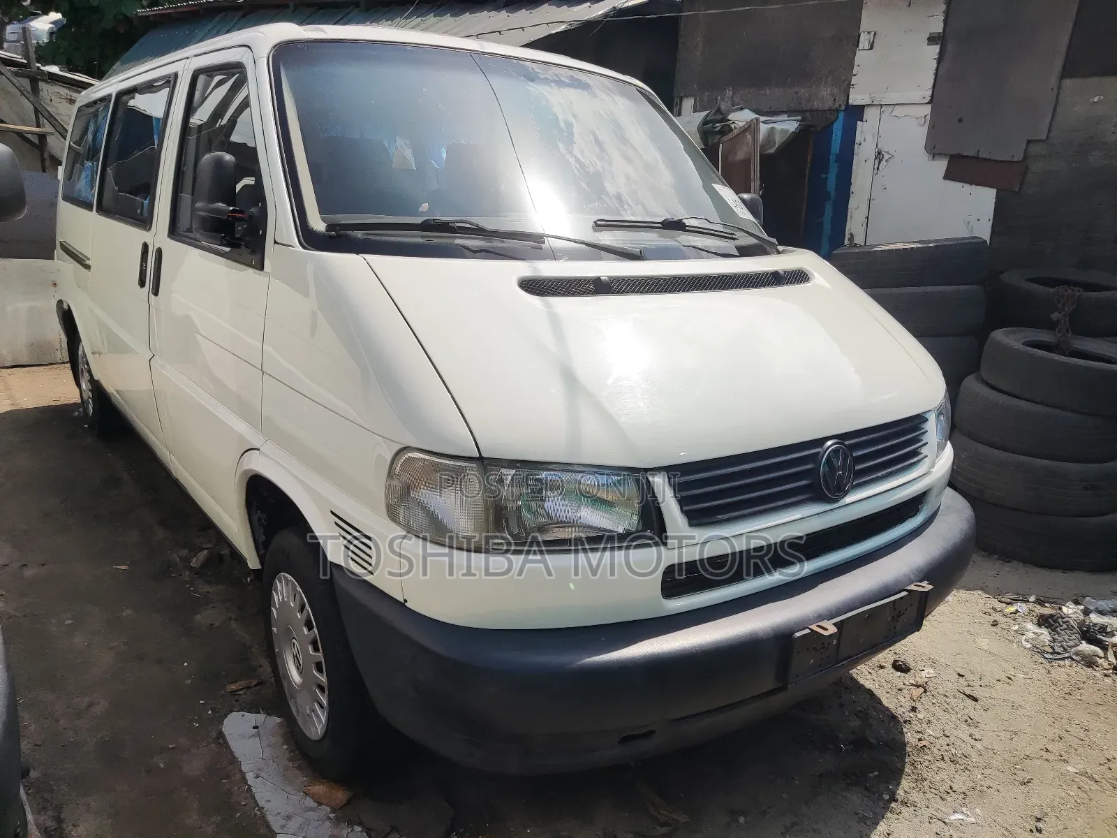 Volkswagen Transporter 2004 White