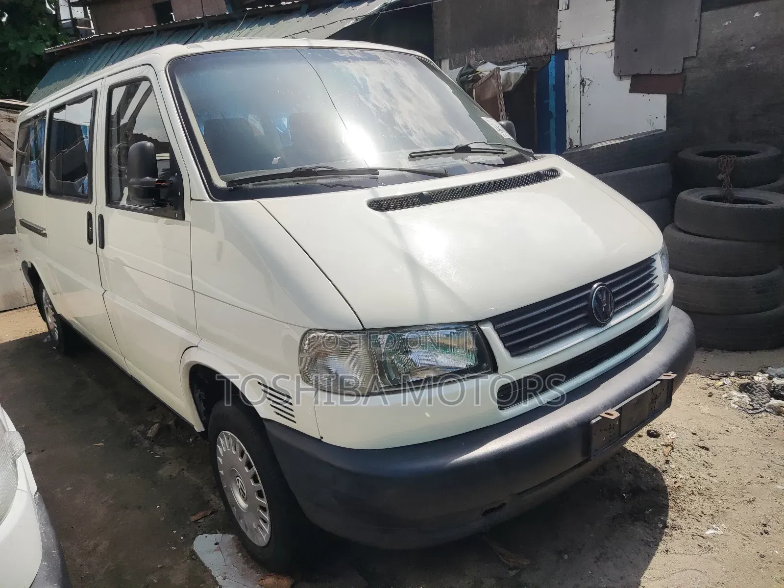 Volkswagen Transporter 2004 White