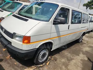 Volkswagen Transporter 2004 White