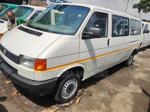 Volkswagen Transporter 2004 White