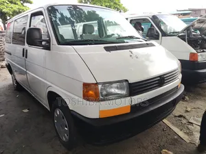 Volkswagen Transporter 2004 White