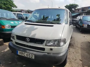 Volkswagen Transporter 2003 White