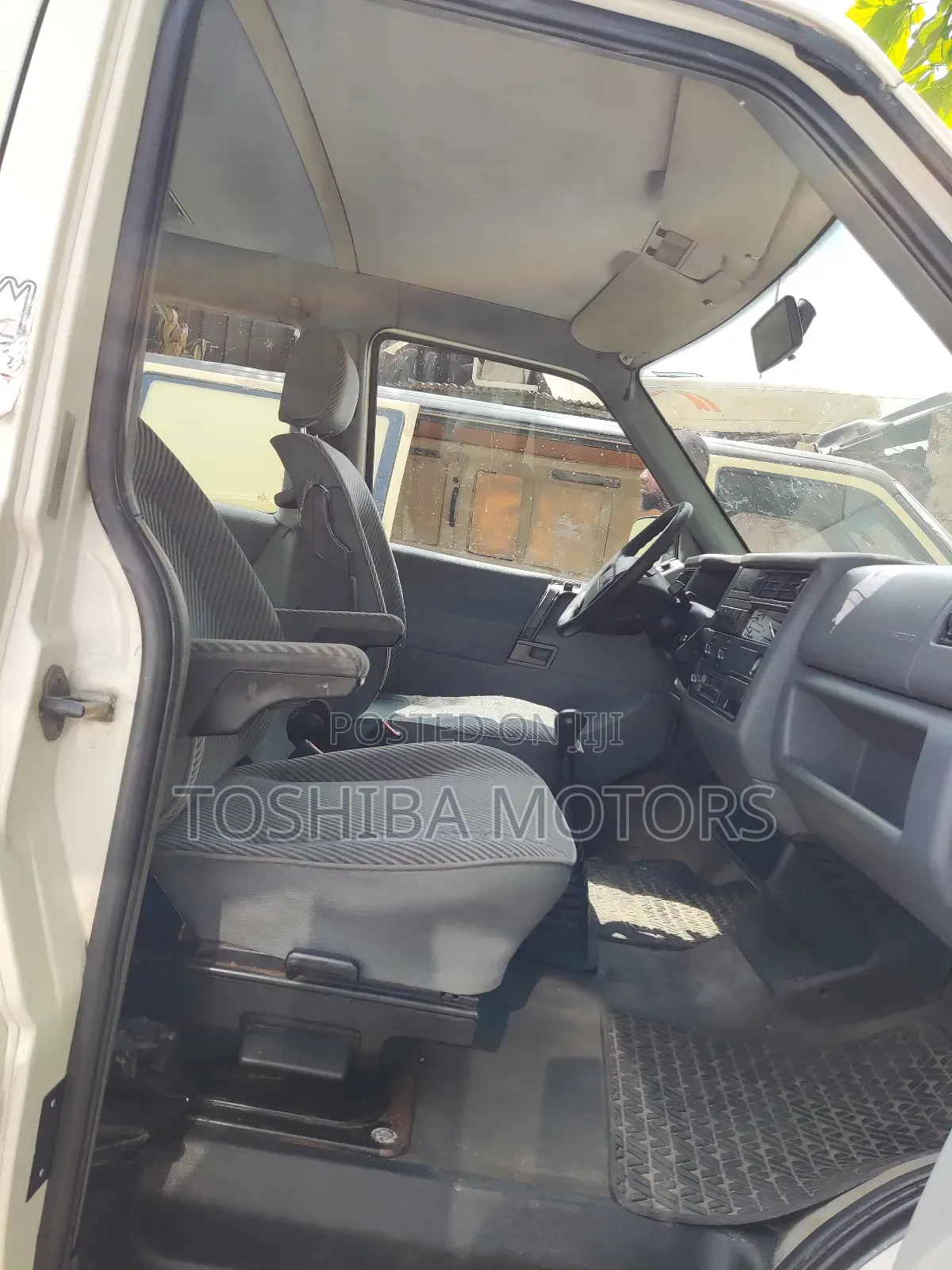 Volkswagen Transporter 2004 White